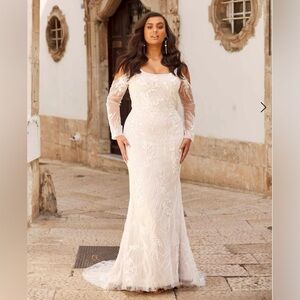 Chic Square Neckline Beaded Wedding Dress